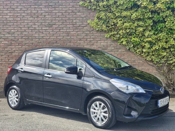 Toyota Vitz Hatchback, Petrol Hybrid, 2017, Black