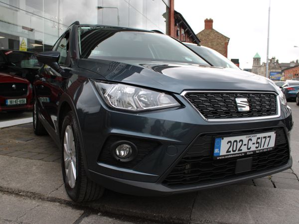 SEAT Arona SUV, Diesel, 2020, Grey