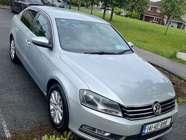 Volkswagen Passat Saloon, Diesel, 2014, Silver
