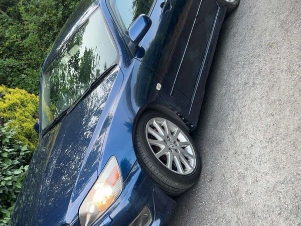 Lexus IS Saloon, Petrol, 2005, Blue
