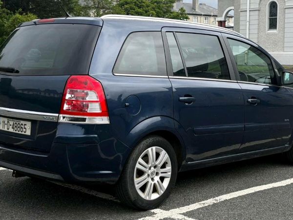 Vauxhall Zafira MPV, Diesel, 2011, Blue