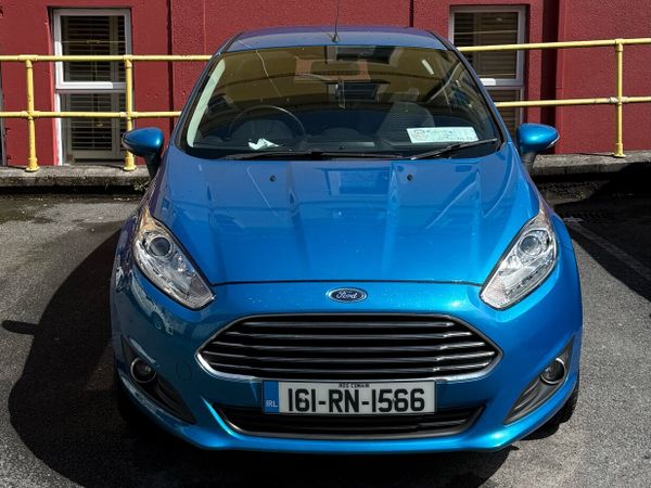 Ford Fiesta Hatchback, Petrol, 2016, Blue