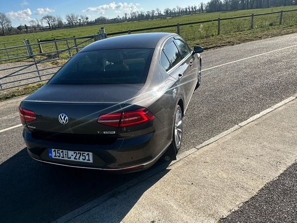 Volkswagen Passat Saloon, Diesel, 2015, Brown