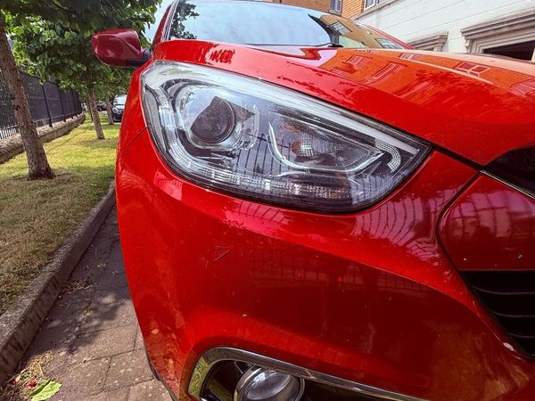 Hyundai ix35 SUV, Diesel, 2014, Red