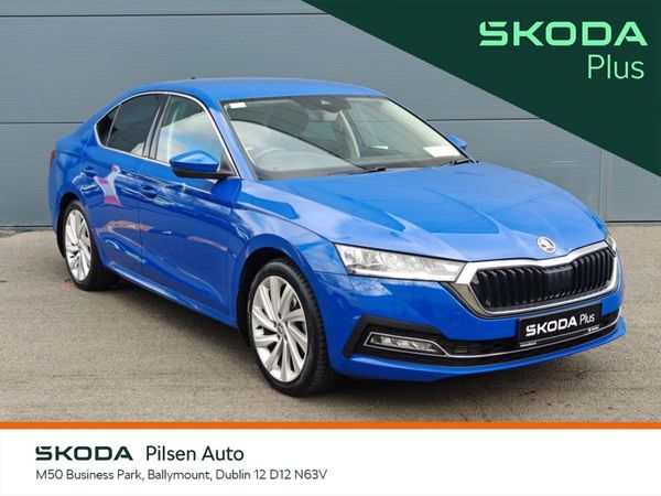 Skoda Octavia Saloon, Diesel, 2023, Blue