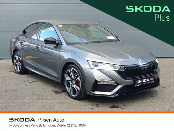 Skoda Octavia Saloon, Diesel, 2023, Grey