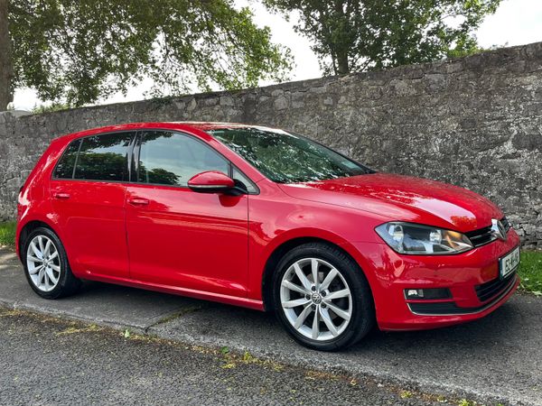 Volkswagen Golf Estate, Petrol, 2015, Red