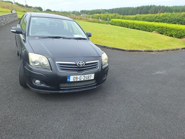 Toyota Avensis Saloon, Petrol, 2009, Black