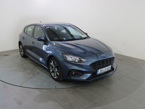 Ford Focus Hatchback, Diesel, 2020, Blue
