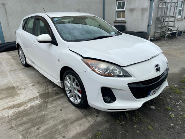 Mazda Mazda3 Hatchback, Diesel, 2013, White