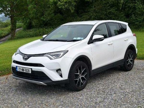 Toyota RAV4 SUV, Diesel, 2017, White