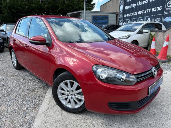 Volkswagen Golf Hatchback, Petrol, 2010, Red