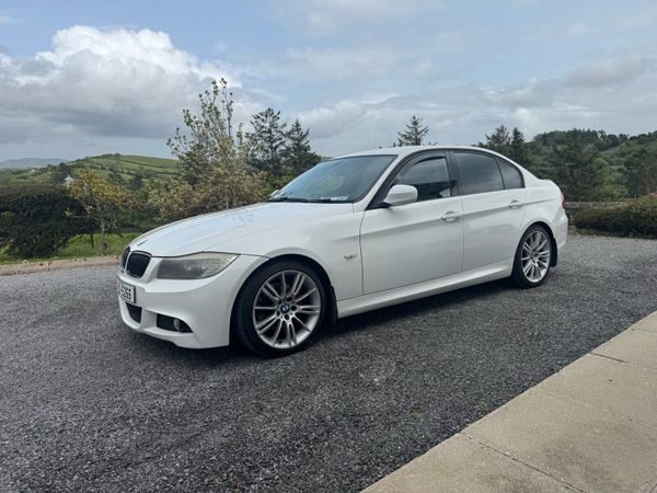 BMW 3-Series Saloon, Diesel, 2011, White
