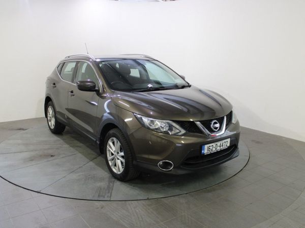Nissan Qashqai Hatchback, Diesel, 2016, Brown