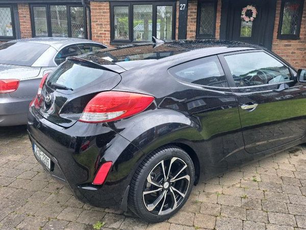 Hyundai Veloster Hatchback, Petrol, 2012, Black