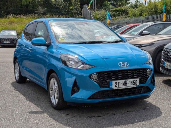 Hyundai i10 Hatchback, Petrol, 2021, Blue