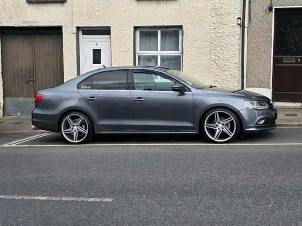 Volkswagen Jetta Saloon, Diesel, 2015, Grey