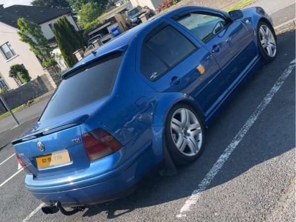 Volkswagen Bora Saloon, Diesel, 2002, Blue
