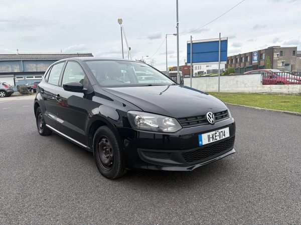 Volkswagen Polo Hatchback, Petrol, 2011, Black