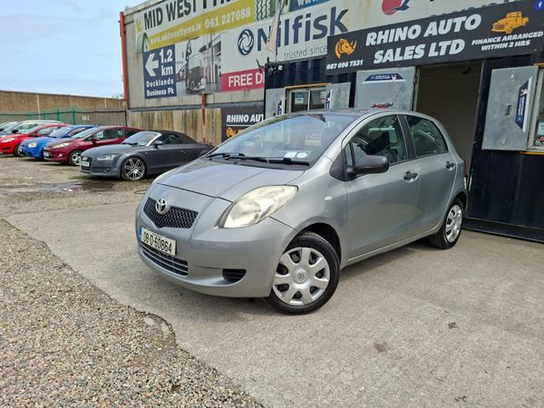 Toyota Yaris Hatchback, Petrol, 2008, Silver