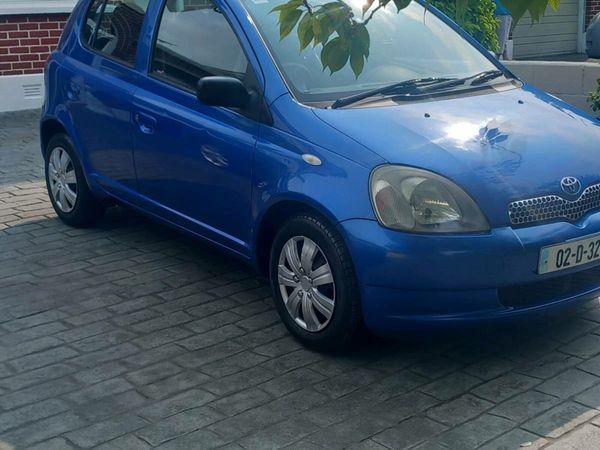 Toyota Yaris Hatchback, Petrol, 2002, Blue