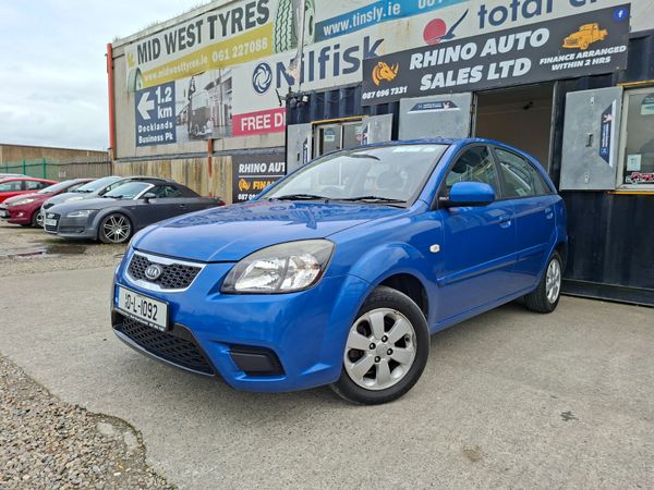 Kia Rio MPV, Petrol, 2010, Blue