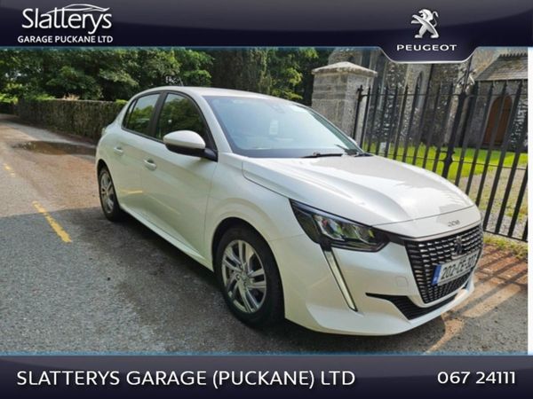 Peugeot 208 Hatchback, Petrol, 2020, White