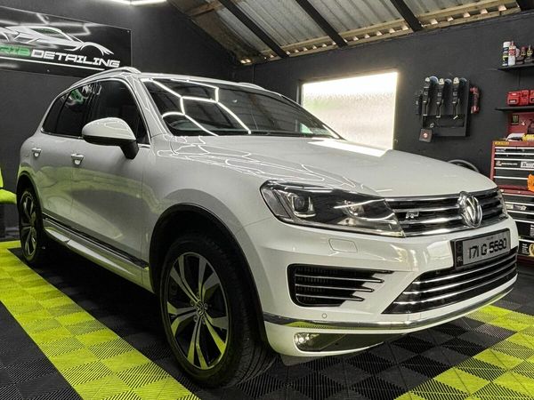 Volkswagen Touareg SUV, Diesel, 2017, White