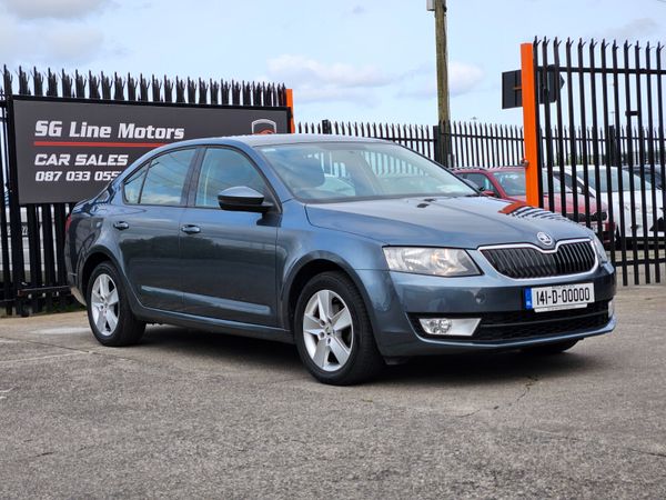 Skoda Octavia Saloon, Diesel, 2014, Grey