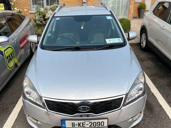 Kia Ceed Estate, Diesel, 2011, Silver