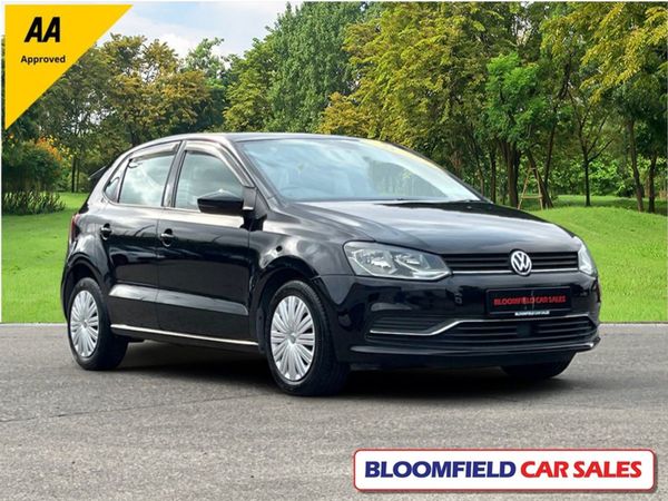 Volkswagen Polo Hatchback, Petrol, 2014, Black