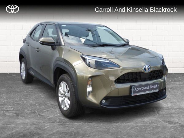 Toyota Yaris Cross Hatchback, Hybrid, 2022, Green