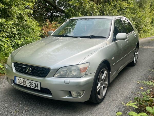 Lexus IS Saloon, Petrol, 2003, Silver