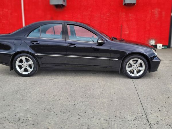 Mercedes-Benz C-Class Saloon, Petrol, 2007, Black