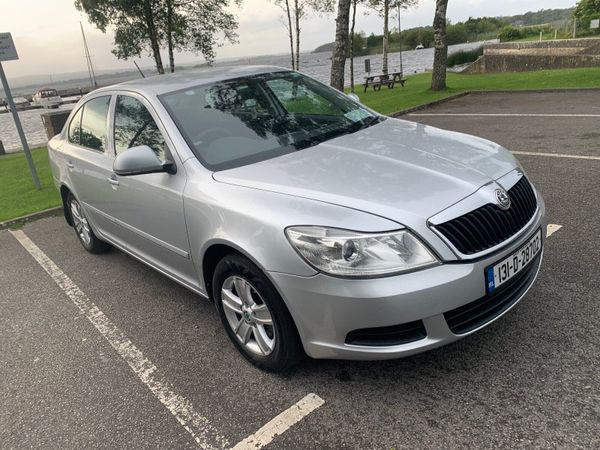 Skoda Octavia Hatchback, Diesel, 2013, Silver