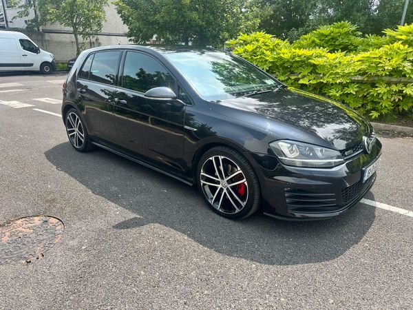 Volkswagen Golf Hatchback, Diesel, 2016, Black