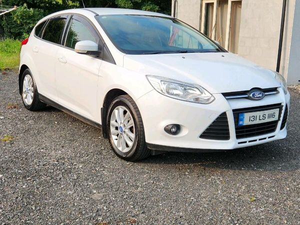 Ford Focus Hatchback, Petrol, 2013, White