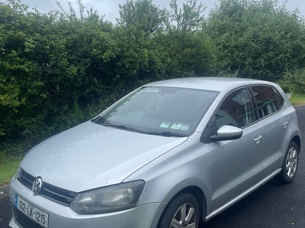 Volkswagen Polo Hatchback, Petrol, 2013, Silver