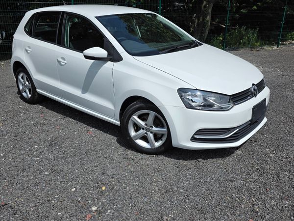 Volkswagen Polo Hatchback, Petrol, 2015, White