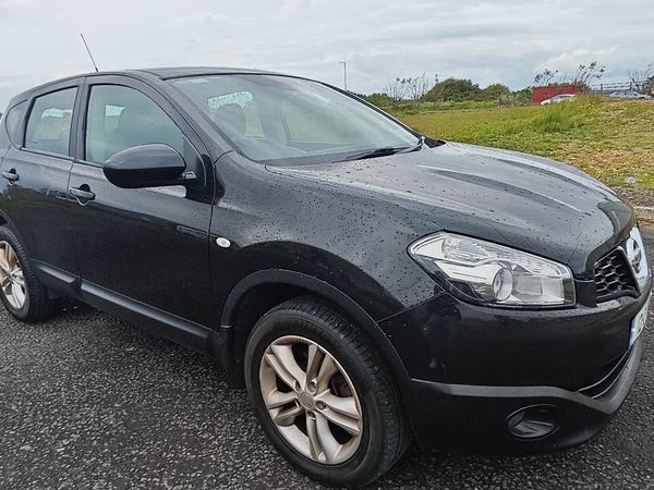 Nissan Qashqai Hatchback, Diesel, 2012, Black