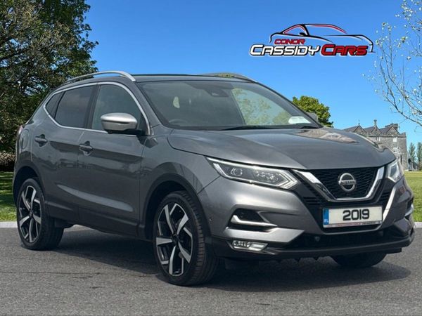 Nissan Qashqai Hatchback, Diesel, 2019, Grey