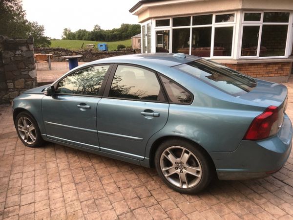 Volvo S40 Saloon, Diesel, 2008, Blue