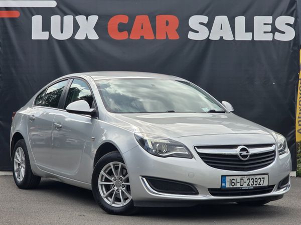 Opel Insignia Hatchback, Diesel, 2016, Silver