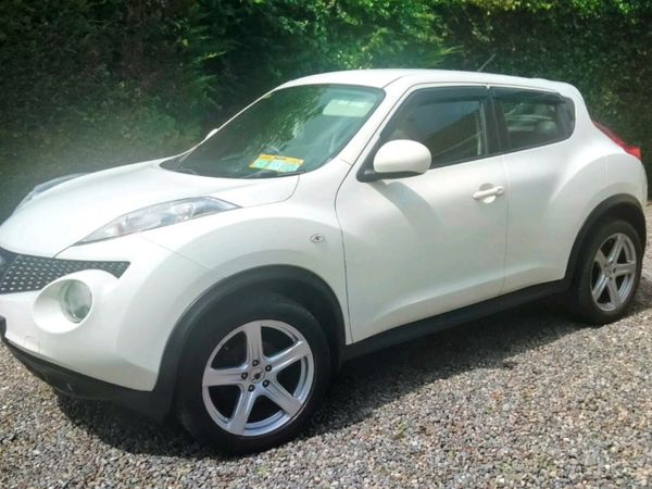 Nissan Juke SUV, Diesel, 2014, White