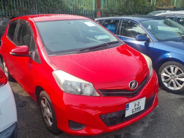 Toyota Vitz Hatchback, Petrol, 2011, Red