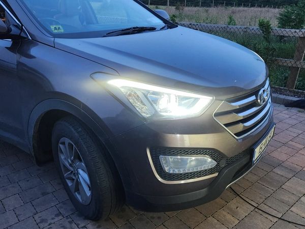 Hyundai Santa Fe SUV, Diesel, 2015, Bronze