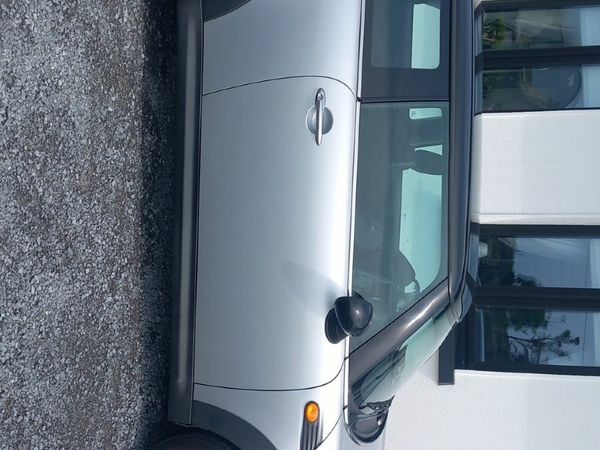 Mini Cooper Hatchback, Diesel, 2010, Silver