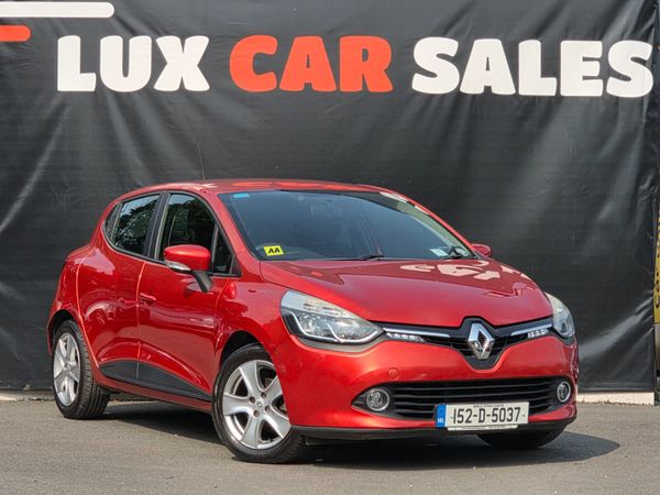 Renault Clio Hatchback, Petrol, 2015, Red