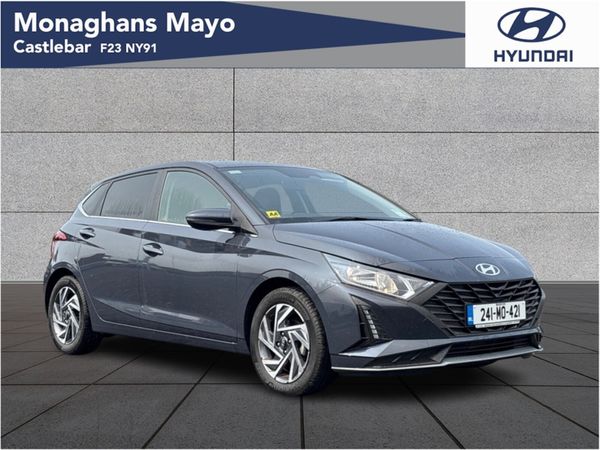 Hyundai i20 Hatchback, Petrol, 2024, Grey