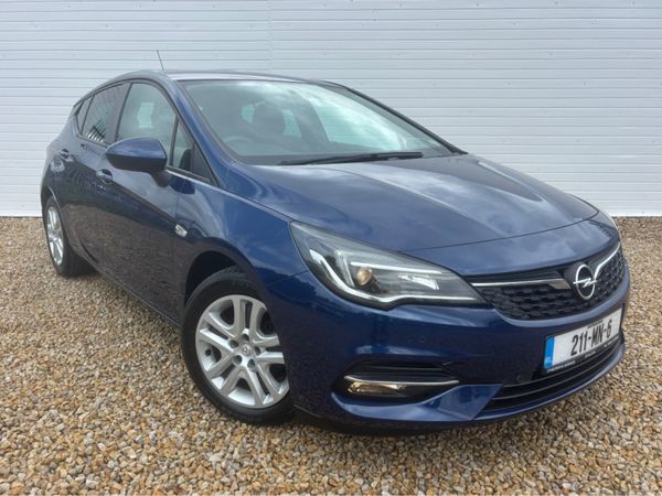 Opel Astra Hatchback, Diesel, 2021, Blue